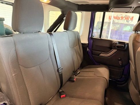 Used 2017 Jeep Wrangler Unlimited Sport image 17