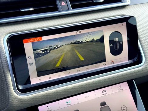 Used 2018 Land Rover Range Rover Velar R-Dynamic SE image 33