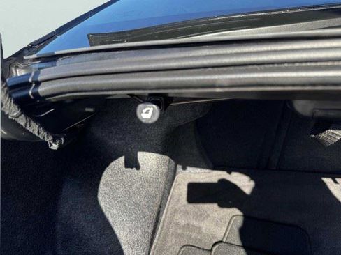 Used 2025 Nissan Altima 2.5 SV FWD image 47