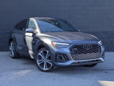 Certified 2023 Audi Q5 2.0T Prestige w/ Prestige Package AWD/4WD image 3