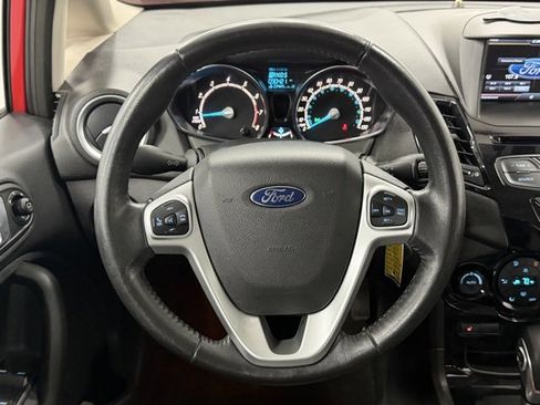 Used 2014 Ford Fiesta SE w/ Equipment Group 201B image 15