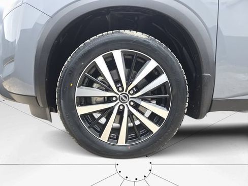 Used 2024 Nissan Pathfinder Platinum w/ Cargo Package FWD image 31