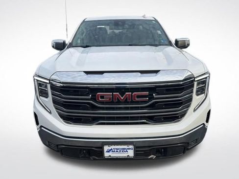 Used 2024 GMC Sierra 1500 SLT image 11