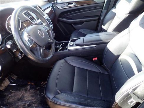 Used 2015 Mercedes-Benz ML 350 4MATIC image 11