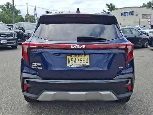 Certified 2024 Kia Seltos SX w/ SX Sunroof Package AWD/4WD image 5