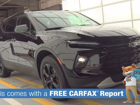 Used 2024 Chevrolet Blazer LT w/ Midnight/Sport Edition AWD/4WD image 2