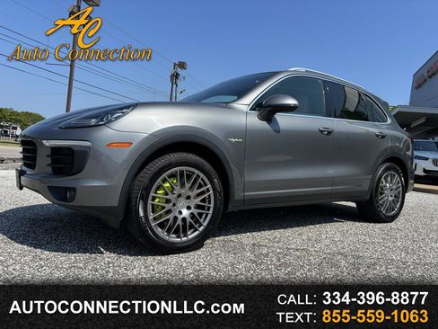 Used 2018 Porsche Cayenne S w/ Premium Package Plus AWD/4WD image 1