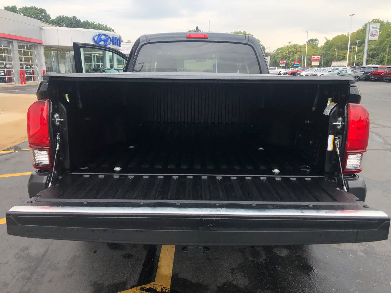 Certified 2022 Toyota Tacoma SR RWD image 19
