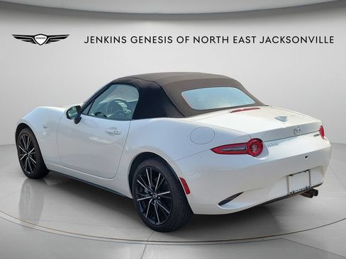 Used 2025 MAZDA MX-5 Miata Grand Touring RWD image 6