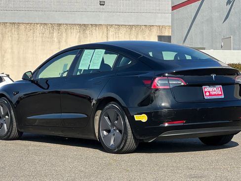 Used 2022 Tesla Model 3 image 7