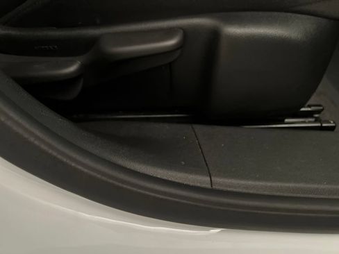 Used 2025 Chevrolet Malibu LT FWD image 25