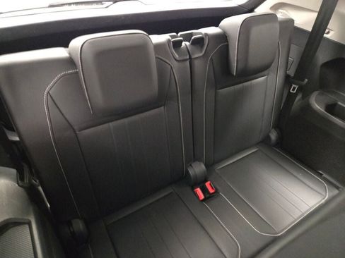 Used 2024 Volkswagen Tiguan Wolfsburg Edition image 12