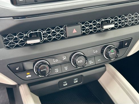 New 2025 Honda Accord SE image 12