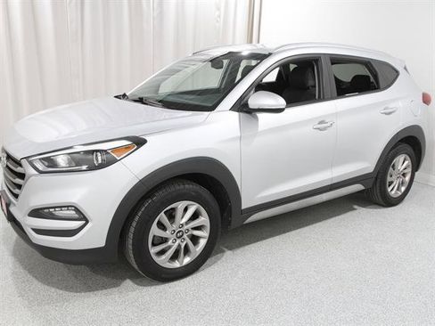 Used 2017 Hyundai Tucson SE Plus image 3