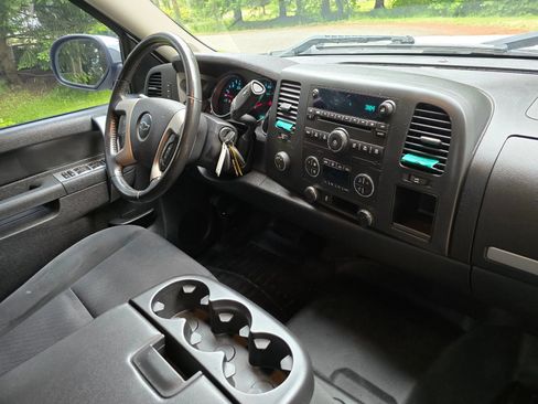 Used 2013 Chevrolet Silverado 1500 LT AWD/4WD image 12