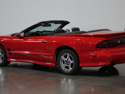Used 1999 Pontiac Firebird Trans Am RWD image 27