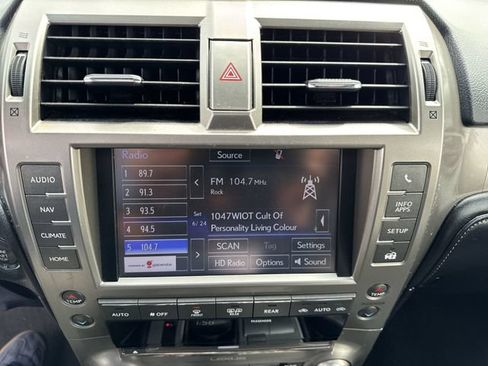 Used 2017 Lexus GX 460 Premium w/ Premium Package AWD/4WD image 13