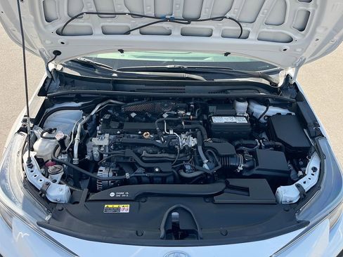 Used 2024 Toyota Corolla SE w/ SE Premium Package FWD image 29