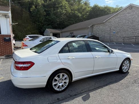Used 2013 Mercedes-Benz E 350 BlueTEC Sedan image 5