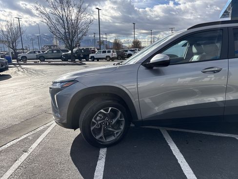 New 2026 Chevrolet Trax LT w/ Driver Confidence Package image 9