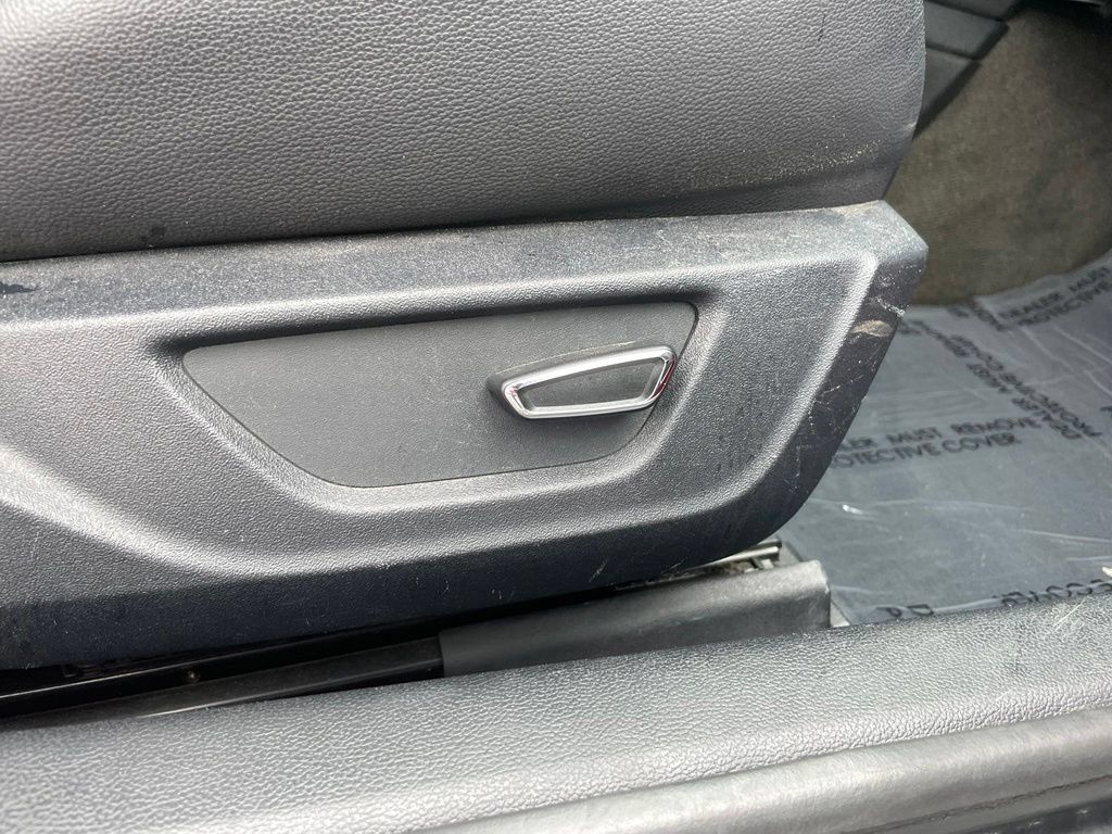 Used 2018 Ford Mustang Premium RWD image 53