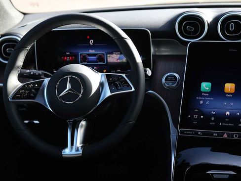 Used 2026 Mercedes-Benz GLC 300 GLC 300 image 14