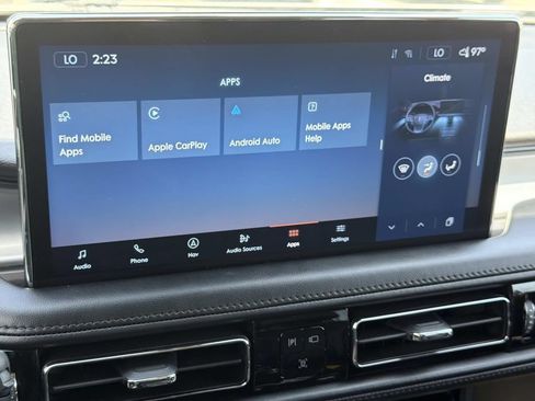 Used 2023 Lincoln Nautilus AWD w/ Premium Package image 25
