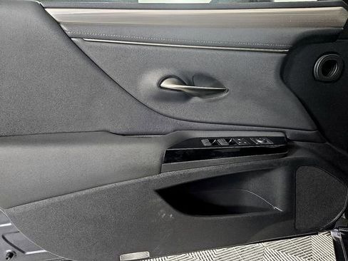 Certified 2022 Lexus ES 300h F Sport image 15