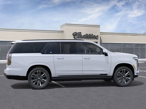 New 2026 Cadillac Escalade ESV Sport image 5