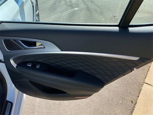 Used 2019 Genesis G70 2.0T Advanced w/ Dynamic Package image 34