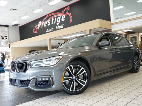 Used 2018 BMW 750i xDrive AWD/4WD image 23