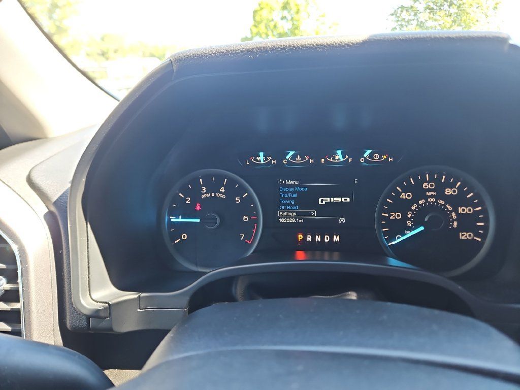 Used 2018 Ford F150 XLT w/ Trailer Tow Package AWD/4WD image 16