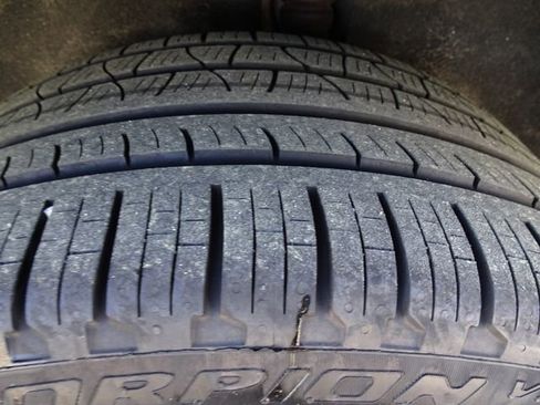 Used 2023 Porsche Macan S image 36