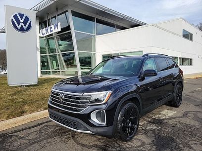 New 2026 Volkswagen Atlas SE