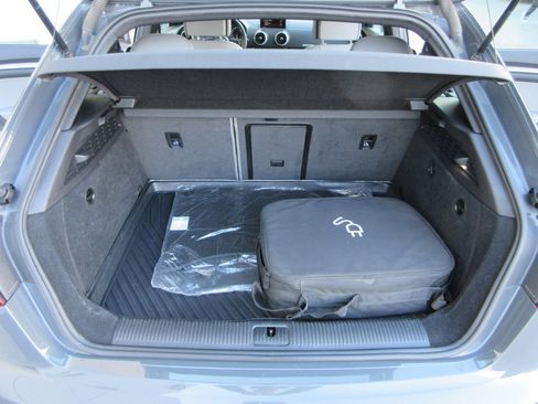 Used 2018 Audi A3 e-tron Premium Plus w/ Premium Plus Package image 48