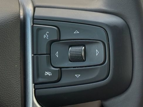 Used 2025 GMC Sierra 1500 SLT AWD/4WD image 12