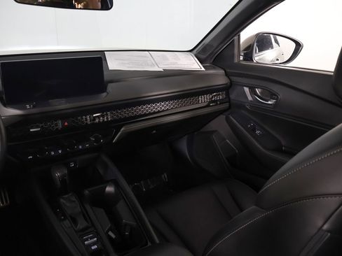 Used 2024 Honda Accord Sport image 36