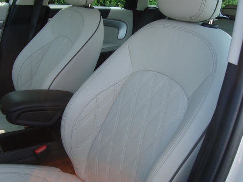 Used 2022 MINI Cooper Countryman S w/ Premium Package image 10