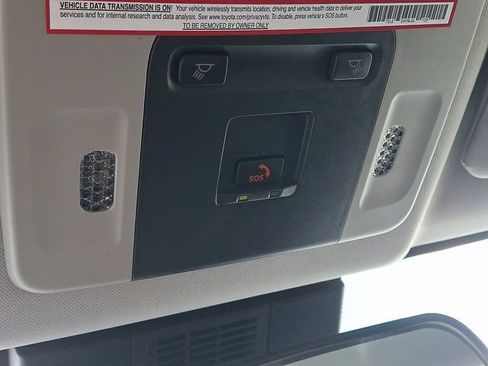 Used 2025 Toyota Camry LE AWD/4WD image 26