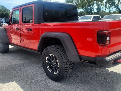 Used 2026 Jeep Gladiator Rubicon AWD/4WD image 3