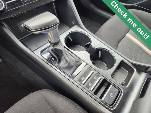 Used 2025 Hyundai Sonata SE image 20