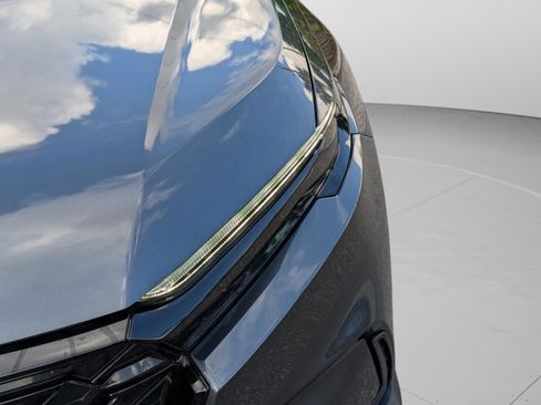 Used 2025 Honda CR-V Sport image 13