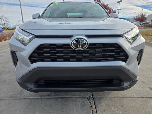 Used 2025 Toyota RAV4 XLE image 2