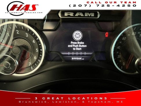 Used 2022 RAM 1500 Big Horn AWD/4WD image 16