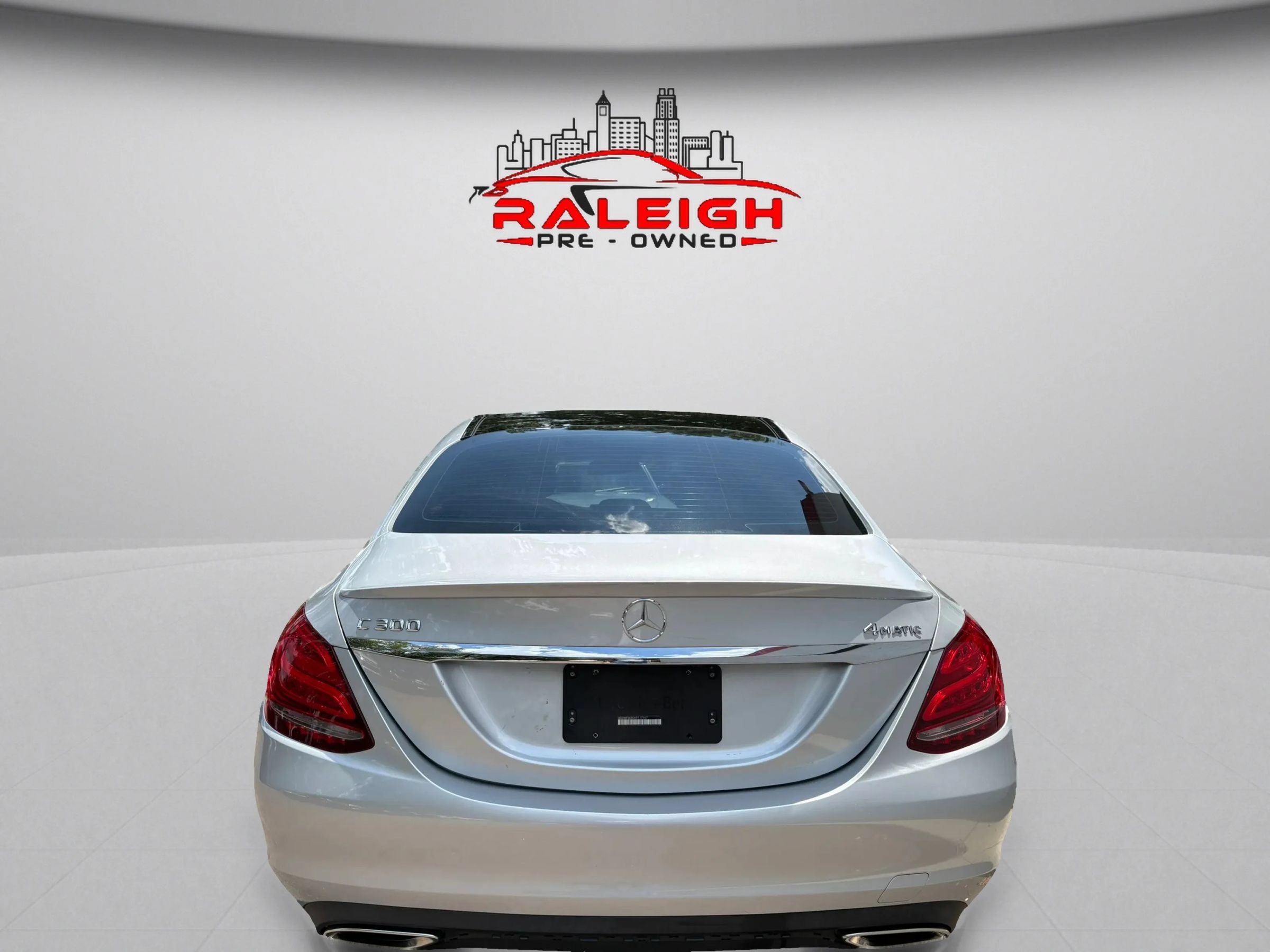 Used 2016 Mercedes-Benz C 300 4MATIC Sedan image 6