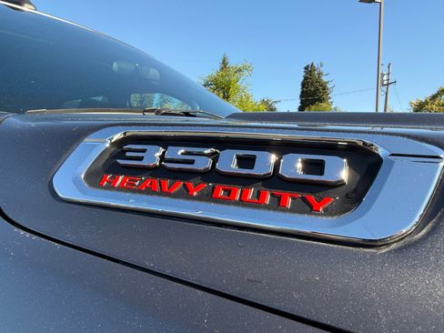 Used 2021 RAM 3500 Tradesman image 9