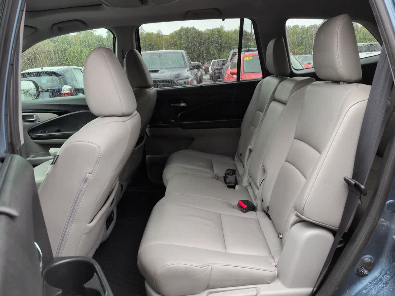 Used 2019 Honda Pilot Touring image 14