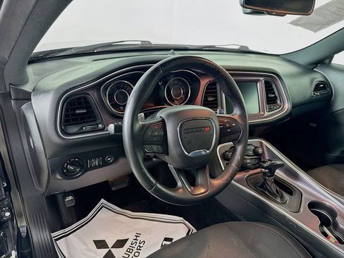 Used 2016 Dodge Challenger R/T Scat Pack w/ Driver Convenience Group RWD image 10