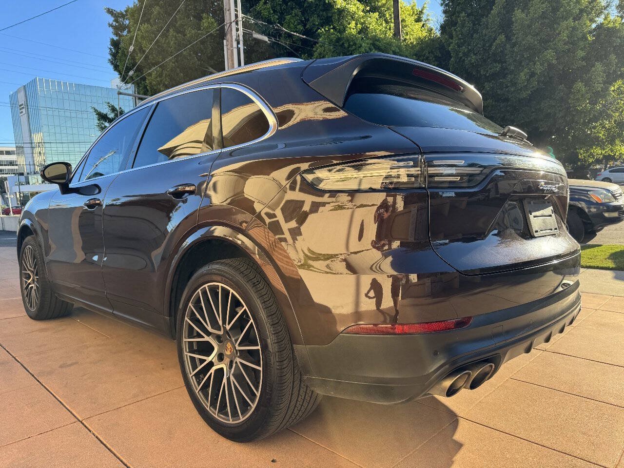 Used 2019 Porsche Cayenne S AWD/4WD image 5