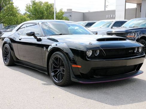 Used 2018 Dodge Challenger SRT Hellcat RWD image 4